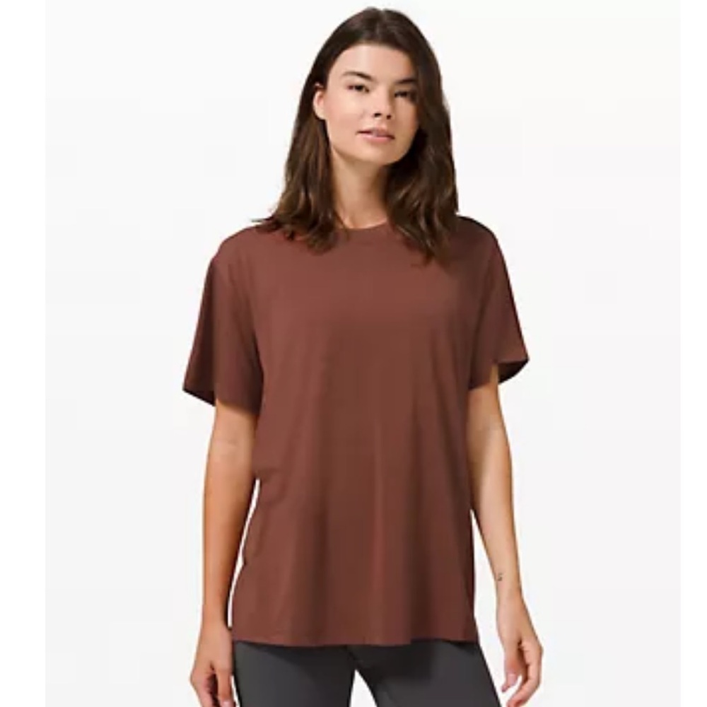 Lululemon T-shirt